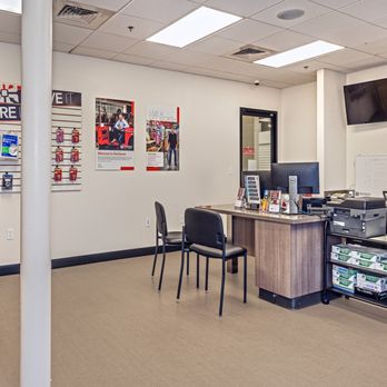 StorQuest Self Storage - Self Storage Near Me - Honolulu, Hawaii