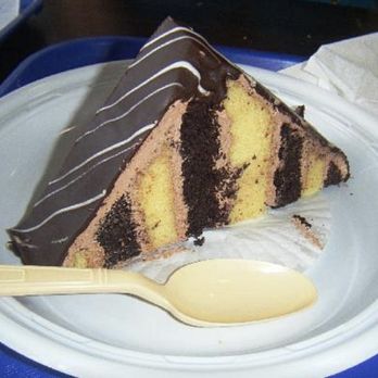 Kasalta - Marble vanilla/chocolate cake slice - Spanish Near Me - San Juan, Puerto Rico Kasalta - Marble vanilla/chocolate cake slice - Spanish Near Me - San Juan, Puerto Rico