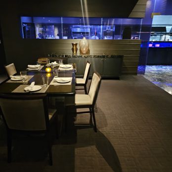 Bistro 57 - Bistro 57 tables - Italian Near Me - North Las Vegas, Nevada