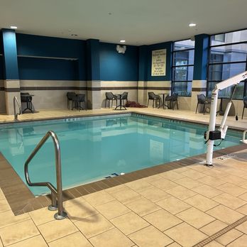 Hampton Inn & Suites Salinas - Indoor Pool - Hotels Near Me - Salinas, California Hampton Inn & Suites Salinas - Indoor Pool - Hotels Near Me - Salinas, California