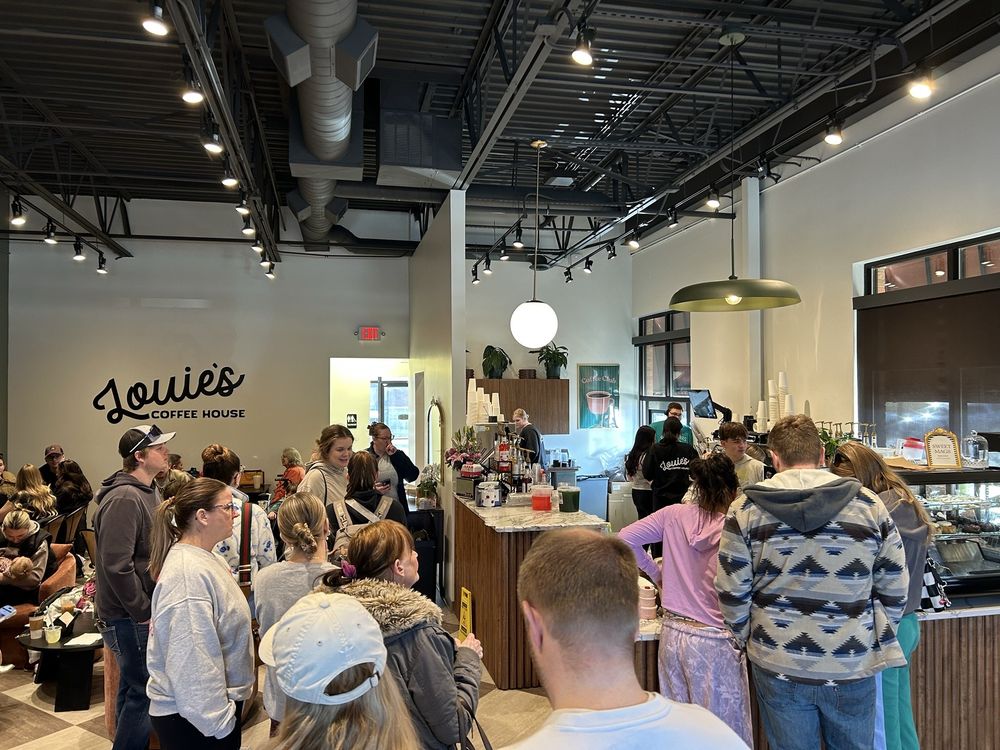 Louie’s Coffee House Logo