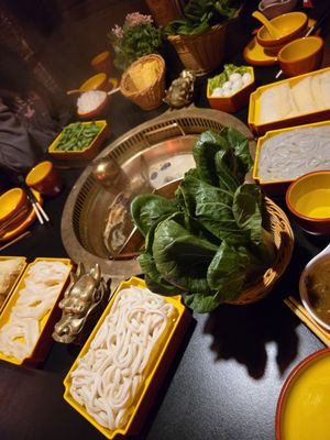 Wei Shu Wu Hot Pot 味蜀吾火锅 by null