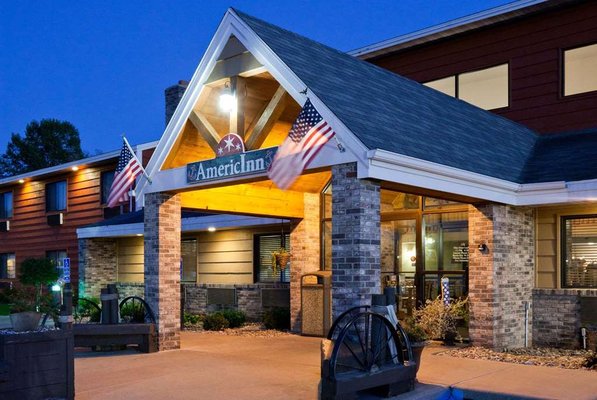 AMERICINN BY WYNDHAM MENOMINEE