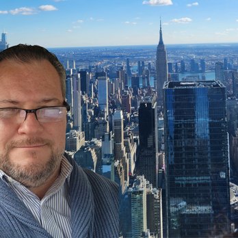 Hudson View Appraisal Services - Adrian Muller overlooking the Manhattan Skyine. - Appraisal Services Near Me - Cortlandt Manor, New York Hudson View Appraisal Services - Adrian Muller overlooking the Manhattan Skyine. - Appraisal Services Near Me - Cortlandt Manor, New York