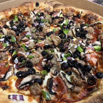 Much Ado About Pizza - Henry the 8th, we requested no bacon that day. Don't repeat our mistake. - Pizza Near Me - Pleasanton, California