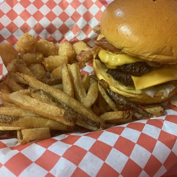 Little Bitty Burger Barn - Burgers Near Me - Houston, Texas