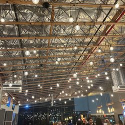 Main eating area (huge place)