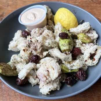 Northwinds Brewpub and Craft Beer Store - Crispy Fried Calamari - Brewpubs Near Me - The Blue Mountains, Ontario
