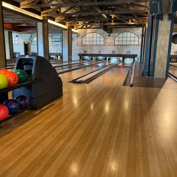 Bowl and Barrel - Gastropubs Near Me - Dallas, Texas