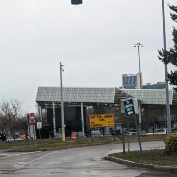 Rainbow Bridge - Toll payment before the bridge over to Canada - Landmarks & Historical Buildings Near Me - Niagara Falls, New York