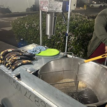 Churros Juquilita - Street Vendors Near Me - Long Beach, California