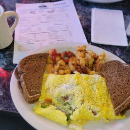 Phenix Omelet-taste of everything!!!!