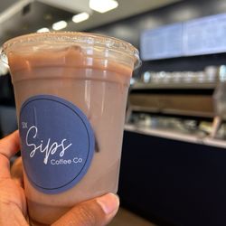 Six Sips Coffee - Iced Chai Latte