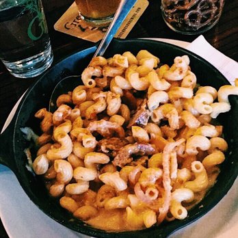 Greenbush Brewing - Greenbush's special mac n' cheese - Barbeque Near Me - Sawyer, Michigan Greenbush Brewing - Greenbush's special mac n' cheese - Barbeque Near Me - Sawyer, Michigan