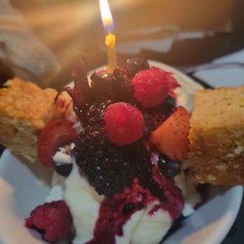 Echo & Rig - Birthday ice cream - Steakhouses Near Me - Henderson, Nevada