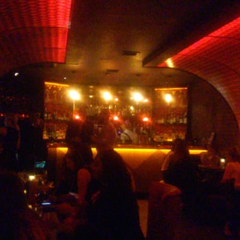 Dirty Martini Monument - Bars Near Me - London, XGL