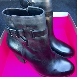 Union Shoe Service - Shoe shine!