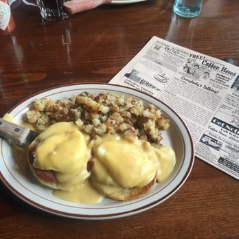 Oddfellas Pub & Eatery - Irish Near Me - Auburn, Washington