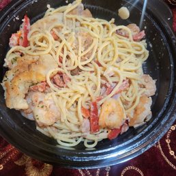 This was a very, very dry shrimp and chicken cabinara with spaghetti noodles when I asked for angel hair noodles.