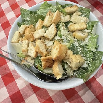 Grimaldi's Pizzeria - Salad - Pizza Near Me - Houston, Texas Grimaldi's Pizzeria - Salad - Pizza Near Me - Houston, Texas