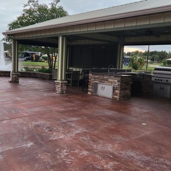 Bella Terra RV Resort - Outdoor entertainment area - Resorts Near Me - Foley, Alabama Bella Terra RV Resort - Outdoor entertainment area - Resorts Near Me - Foley, Alabama