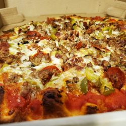 La Vera Pizzeria & Grill