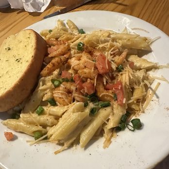 Chili's - Cajun shrimp pasta - American Near Me - Rochester, New York