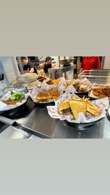 Friendly's by null