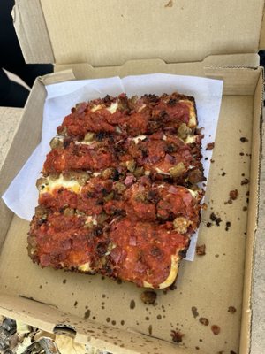 Junct'n Square Pizza by null