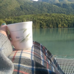 Eagles Landing - Morning coffee on the dock