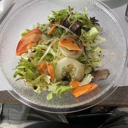 Drew Menas Restaurant & Lounge - Side salad.