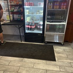 Mauricio's Pizza & Pasta - Different drink choices