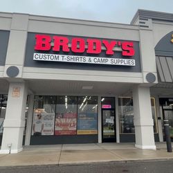 Brody's - Brody's custom t-shirts store front