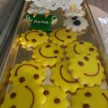 Smith's Bakeries - Smiley Face sun cookies. - Donuts Near Me - Bakersfield, California Smith's Bakeries - Smiley Face sun cookies. - Donuts Near Me - Bakersfield, California