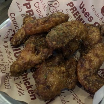 Pelicana Chicken - Flushing - Soy wings - Korean Near Me - Flushing, New York