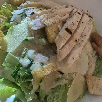 Wilson’s - Cesar Salad w grilled chicken - Music Venues Near Me - Hi-Nella, New Jersey