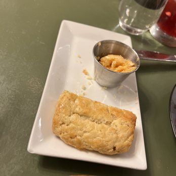 Lido - Biscuits w/ Honey Butter - Italian Near Me - New York, New York