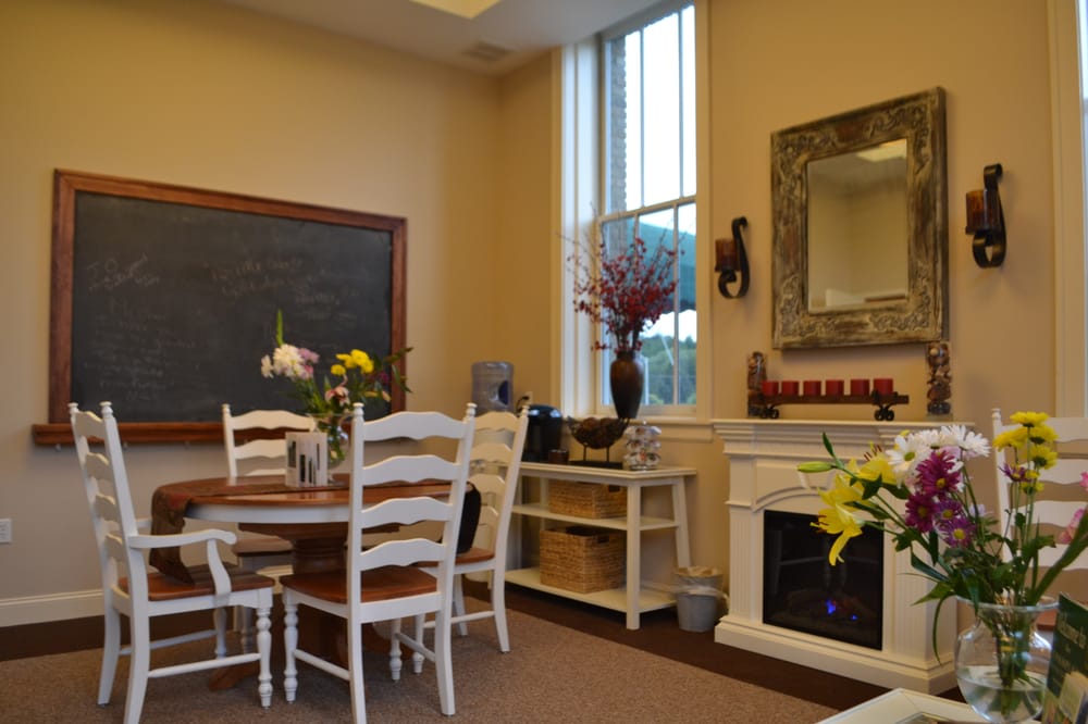 CHAMPLAIN VALLEY SENIOR COMMUNITY ASSISTED LIVING & MEMORY CARE