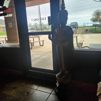 Bann Thai - Statue - Thai Near Me - Edwardsville, Illinois