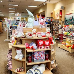 Higgin's Hallmark Shop