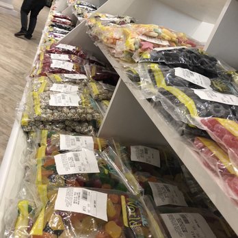 EddieWorld - Every type of Gummy candy imaginable! - Service Stations Near Me - Yermo, California