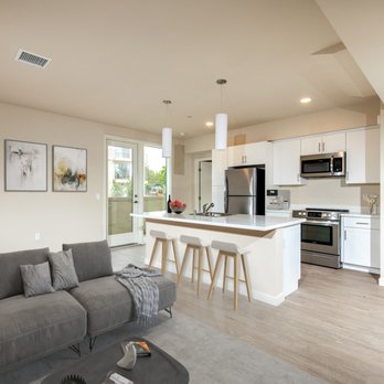 Breeze Hill Apartments - Apartments Near Me - Vista, California Breeze Hill Apartments - Apartments Near Me - Vista, California