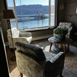 Seldovia Boardwalk Hotel - Lobby