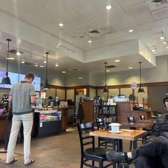 Peet's Coffee - Seating area - Coffee & Tea Near Me - Los Angeles, California Peet's Coffee - Seating area - Coffee & Tea Near Me - Los Angeles, California
