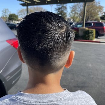 Gilroy Barber Lounge - Barbers Near Me - Gilroy, California