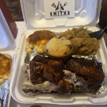 Smiths Smokehouse and Smoothies - Smoked chicken plate - Barbeque Near Me - Wake Forest, North Carolina Smiths Smokehouse and Smoothies - Smoked chicken plate - Barbeque Near Me - Wake Forest, North Carolina