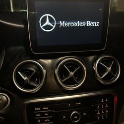Hertz Car Sales Scottsdale - Love the interior, and screen