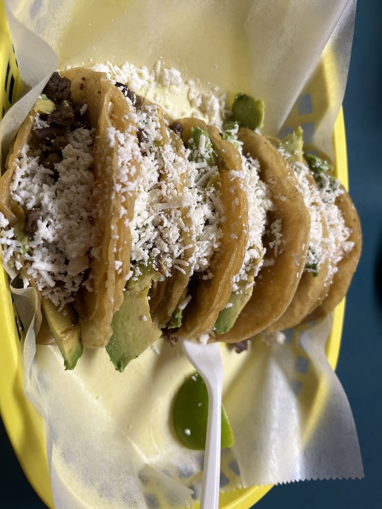 TAQUERIA JALISCO Updated October 2024 37 Photos & 26 Reviews 206