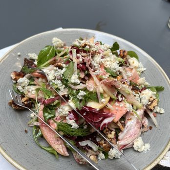 Ciudad - Green salad - Tapas/Small Plates Near Me - Seattle, Washington