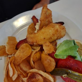 82 Queen - Flounder BLT - Southern Near Me - Charleston, South Carolina 82 Queen - Flounder BLT - Southern Near Me - Charleston, South Carolina